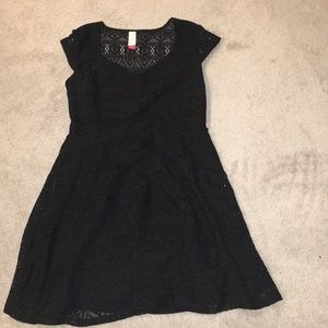 Black lacy dress